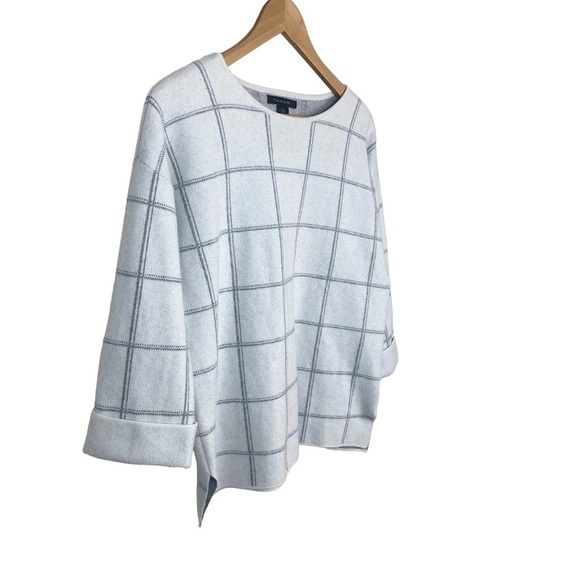Tahari Mock Neck Window Pane Sweater Small Gray - Picture 4 of 10